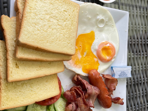 峰牙喀斯特别墅主图