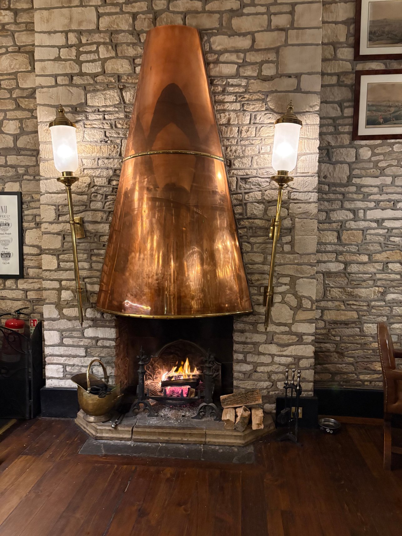 The Snooty Fox Hotel-官方