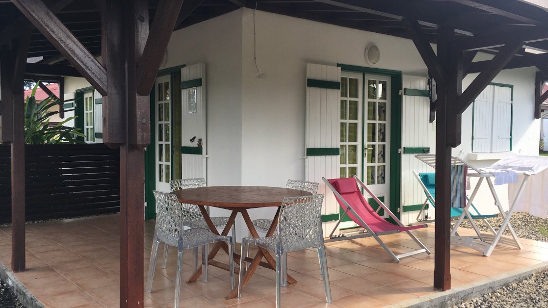 杰里科温泉家庭旅馆-官方