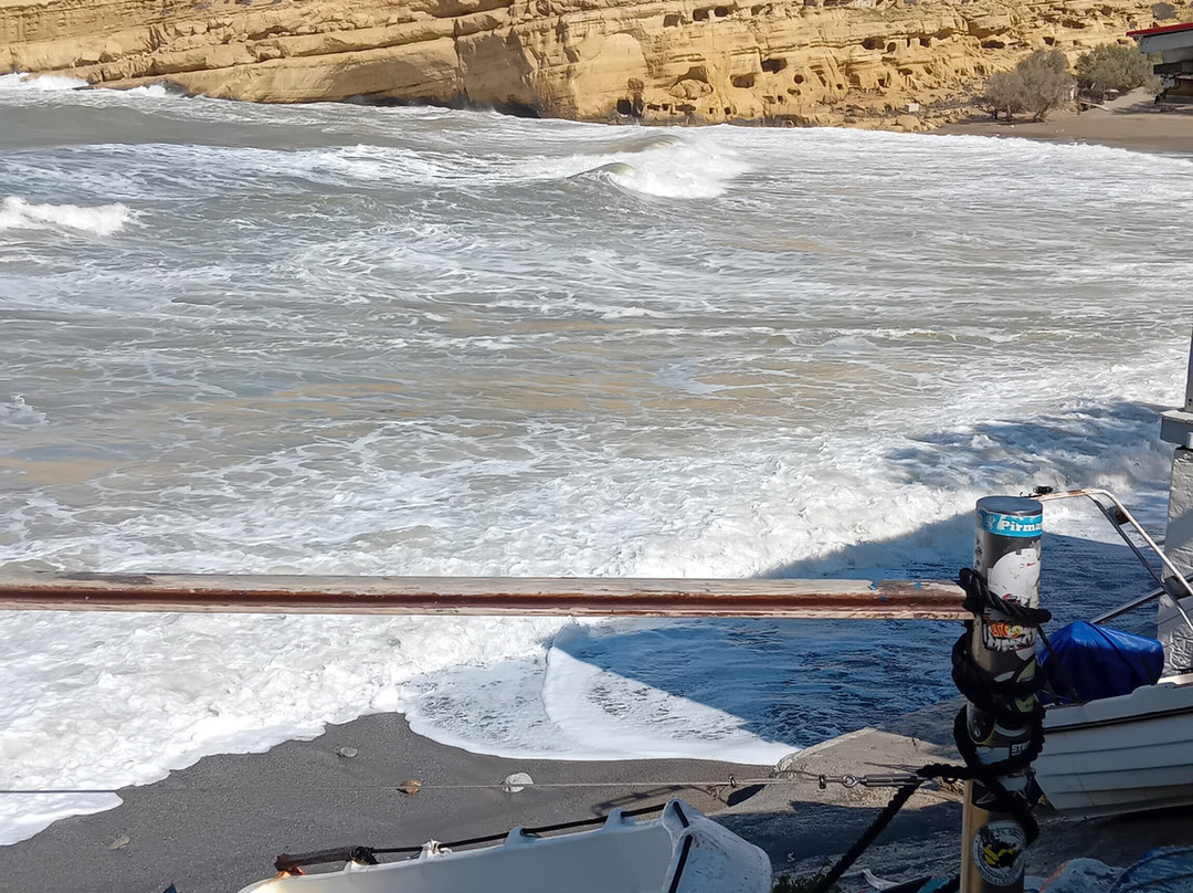 Matala Beach-马塔拉必去景点