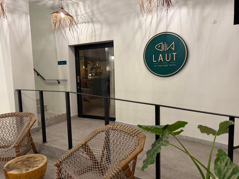 Laut by Jorge Lopez Stell