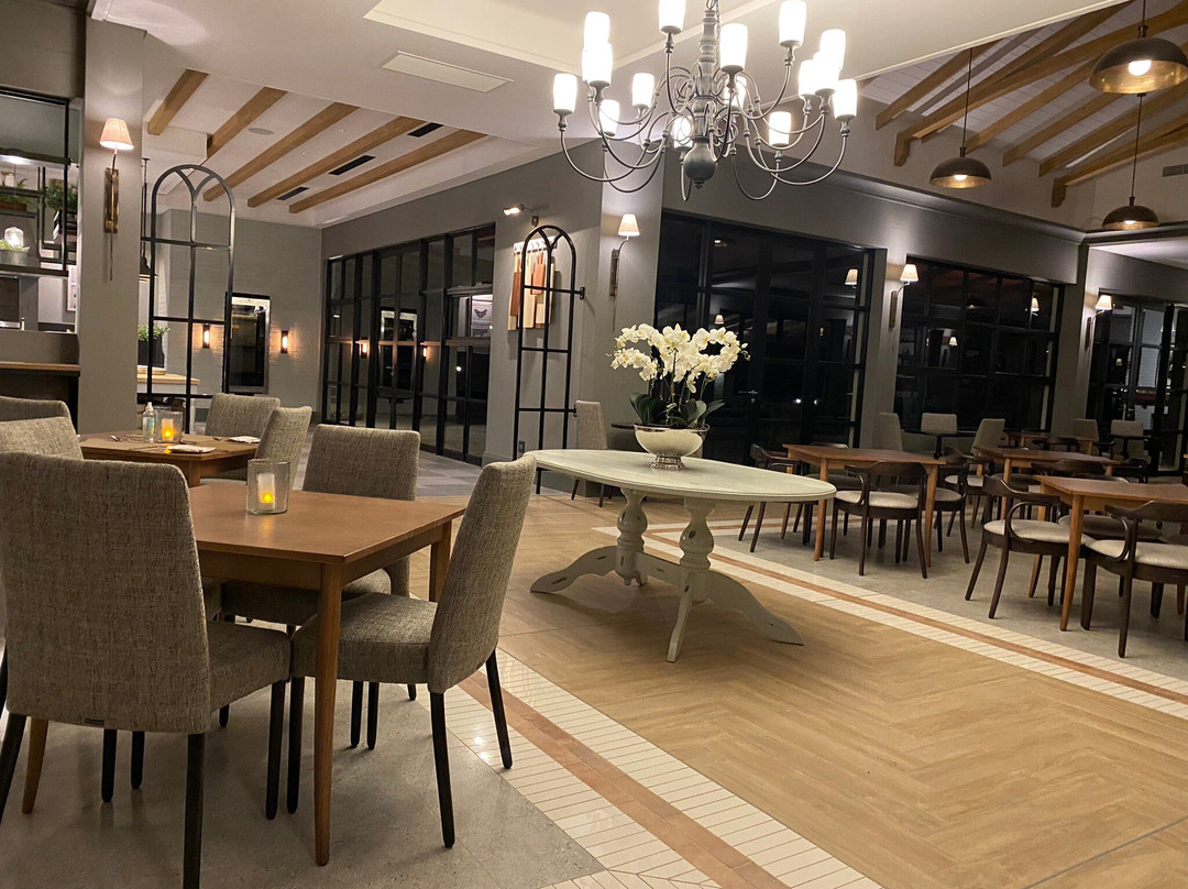 尘世的乡村庄园主图