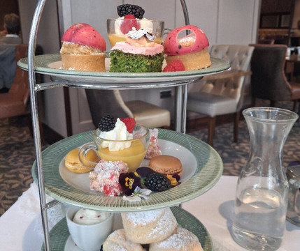 登纳德里花园酒店主图