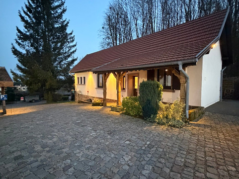 拉加雷纳酒店主图