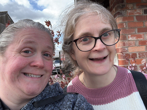 M & M Personal Vintners-伊夫舍姆必去景点