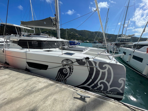 BVI Yacht Charters-Road Town必去景点