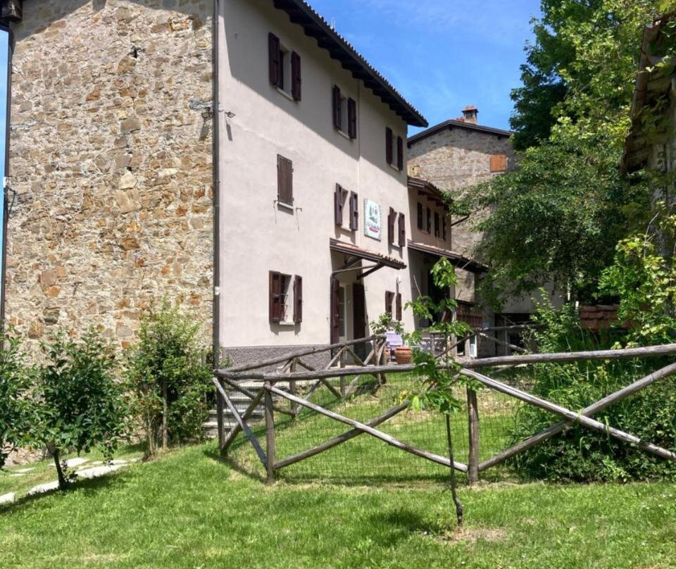Villa Doubledot