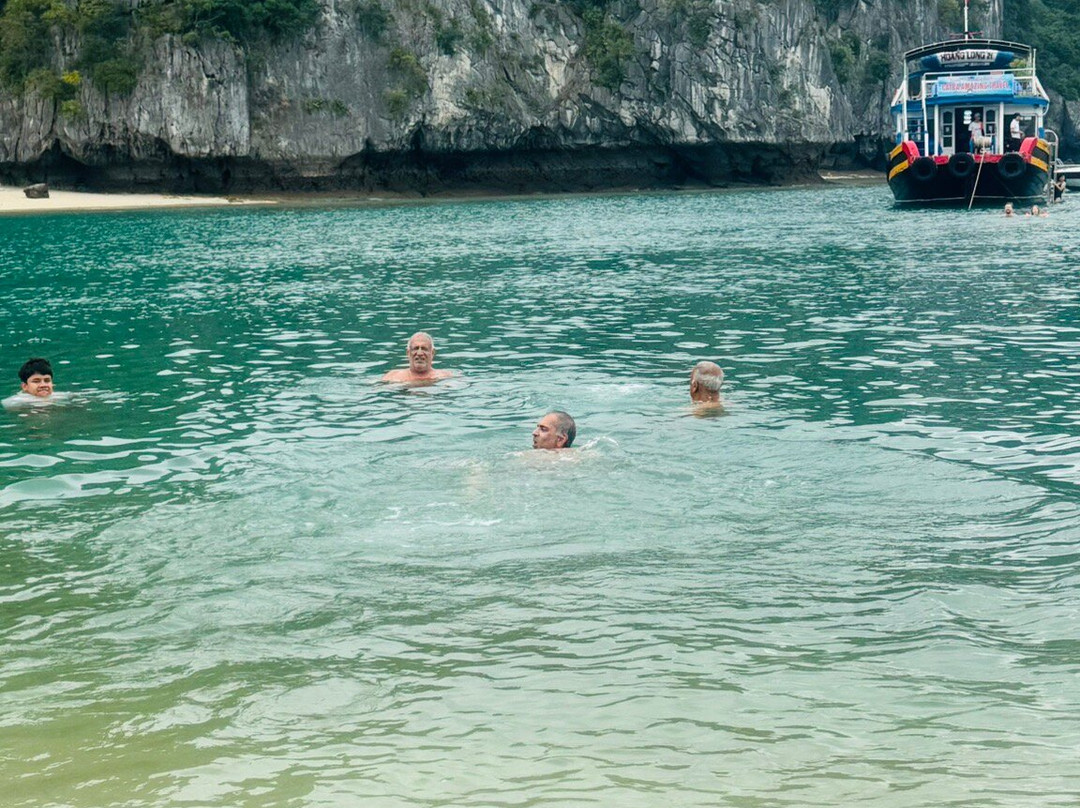 Halong Capella Cruise-海防必去景点