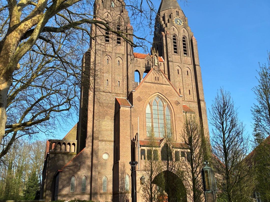 St Jansbasiliek-Laren必去景点
