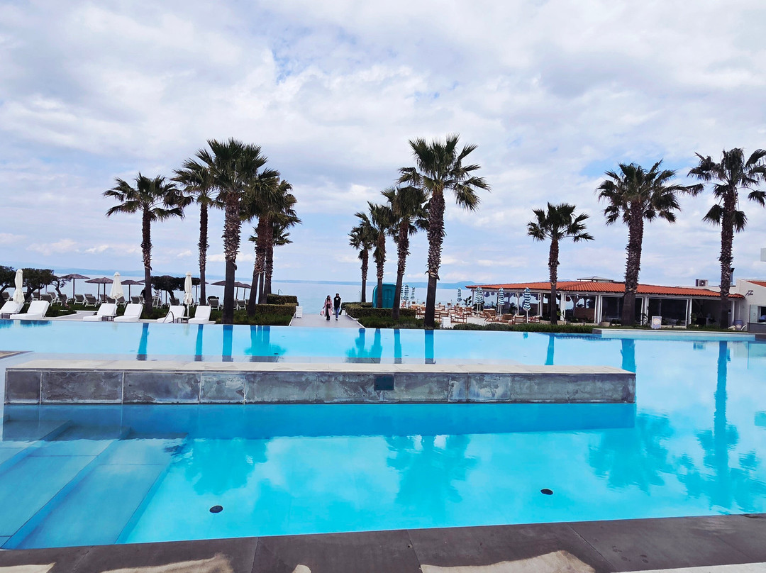 诺鲁兹卡桑德拉穹顶酒店主图