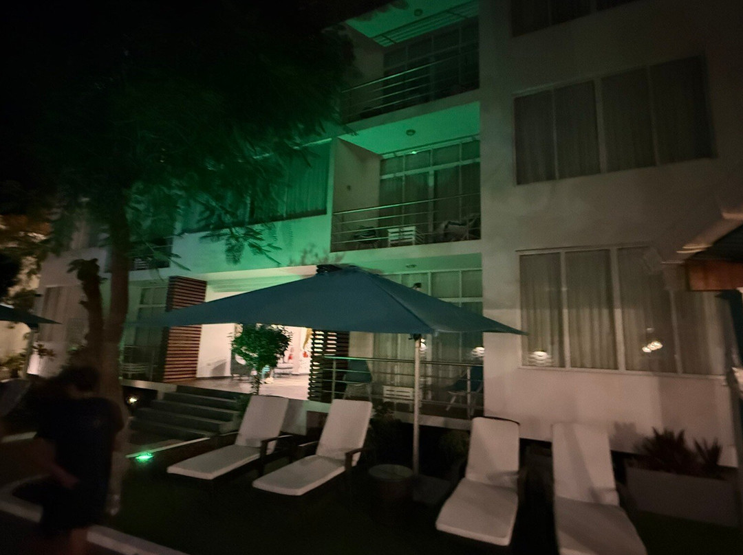 伊卡拉加拉帕戈斯套房酒店主图