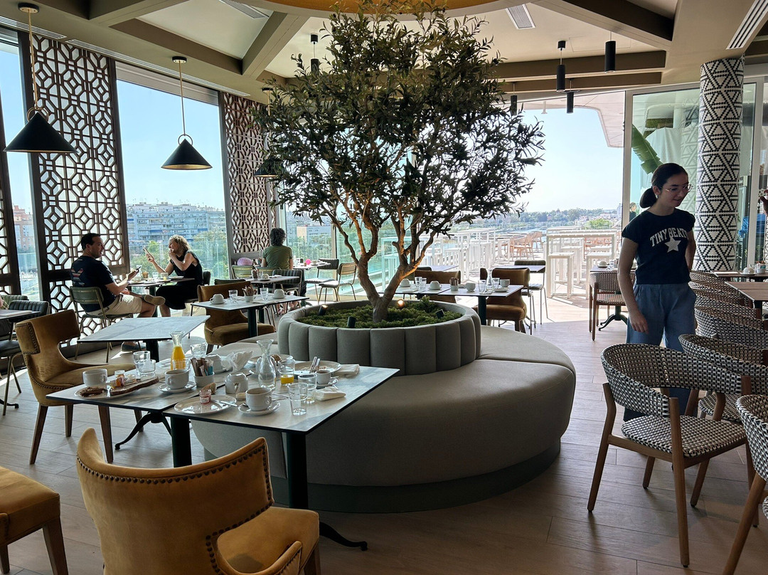 里贝拉特里亚纳酒店主图