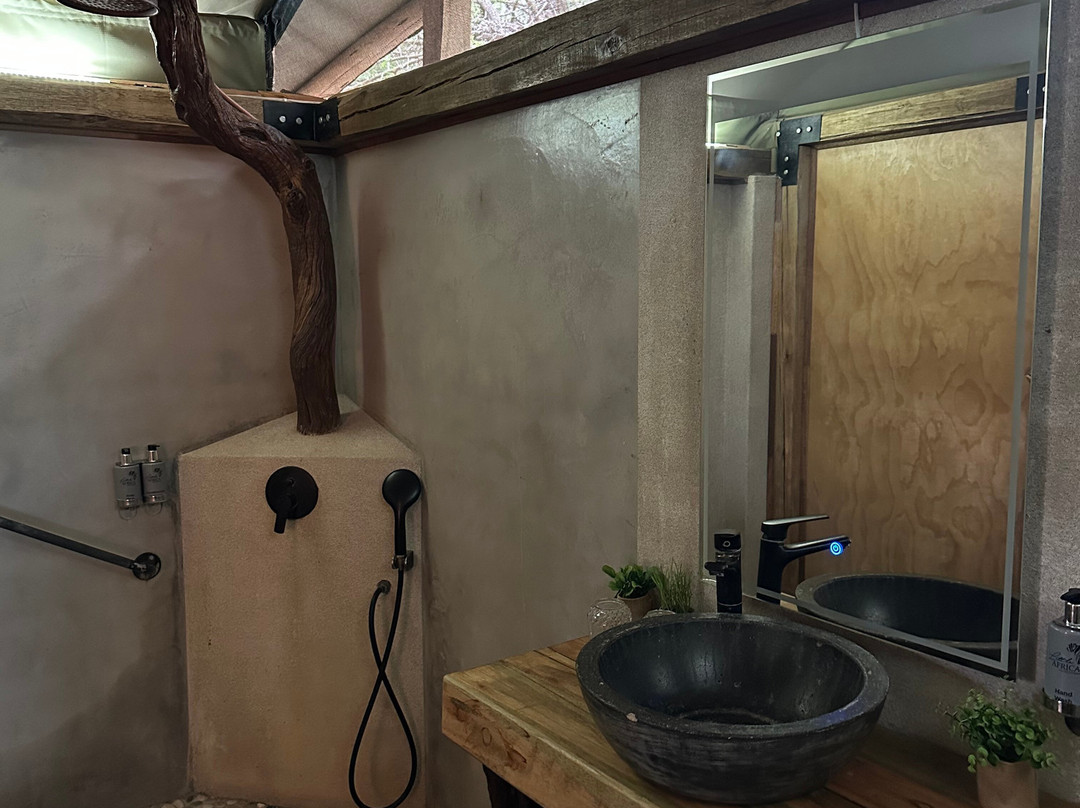 小非洲游猎小屋主图