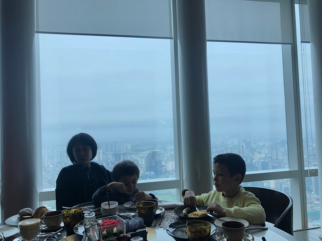 下龙湾温德姆传奇酒店主图