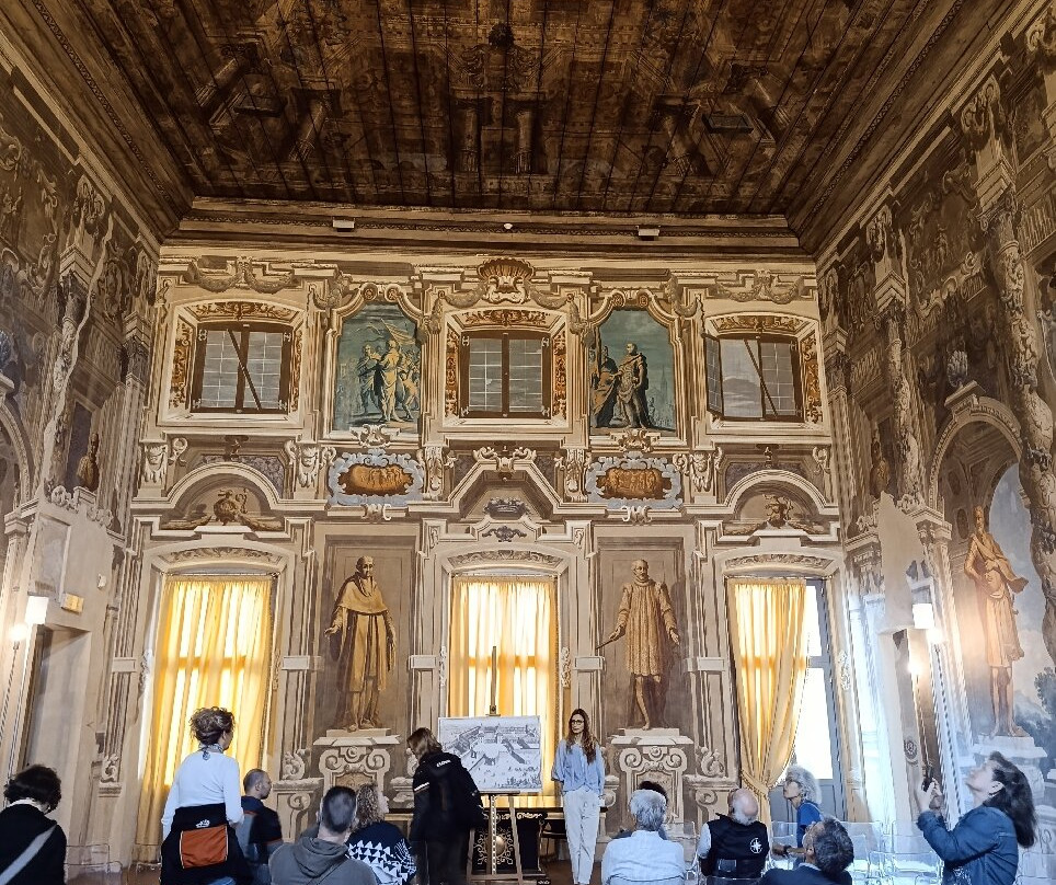 Palazzo Visconti-Brignano Gera d'Adda必去景点