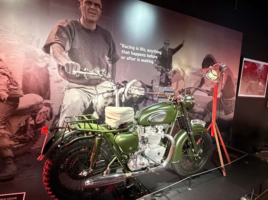 Triumph Factory Visitor Experience-欣克利必去景点