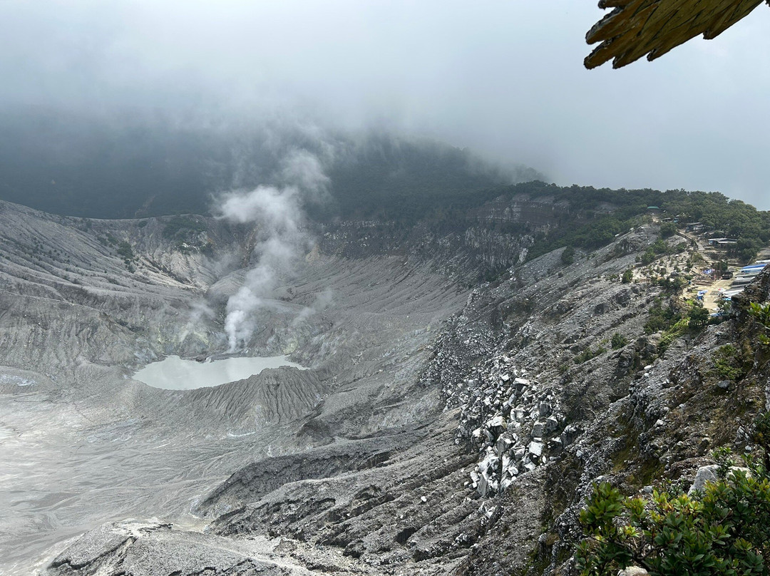 Tangkuban Perahu-连旺必去景点