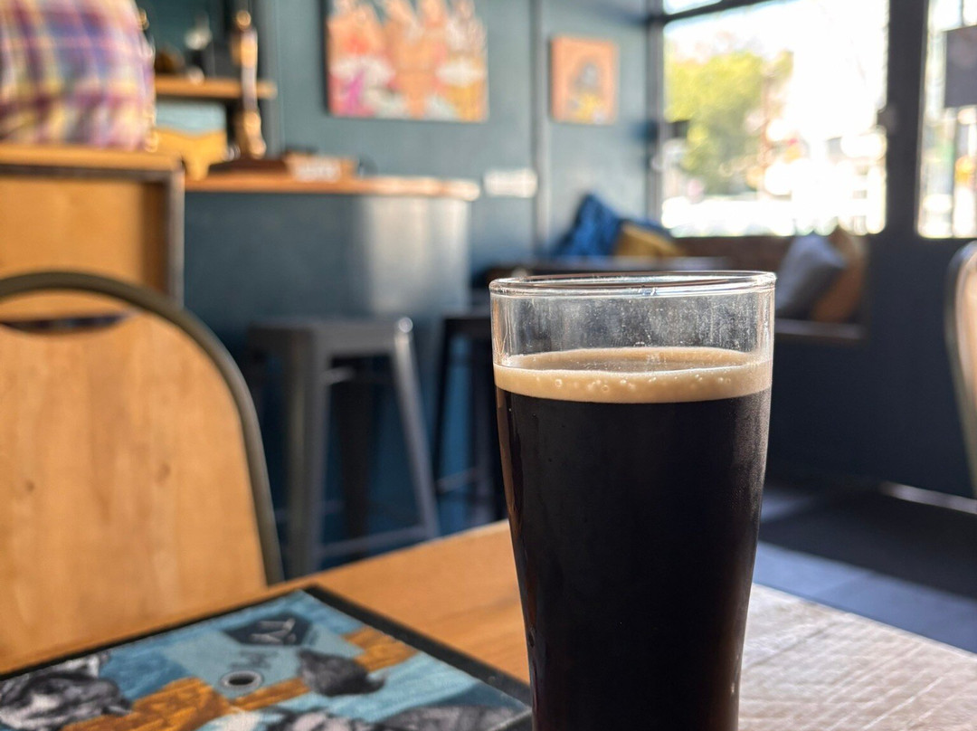 Mo House Brew / Cwrw Tŷ Mo