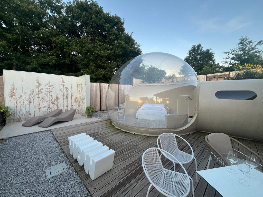 Atmosfera Bubble Glamping