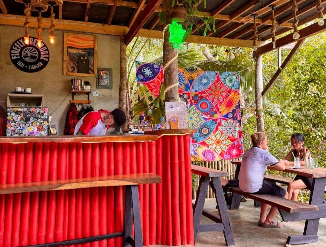 Firefly Treehouse Cafe And Bar