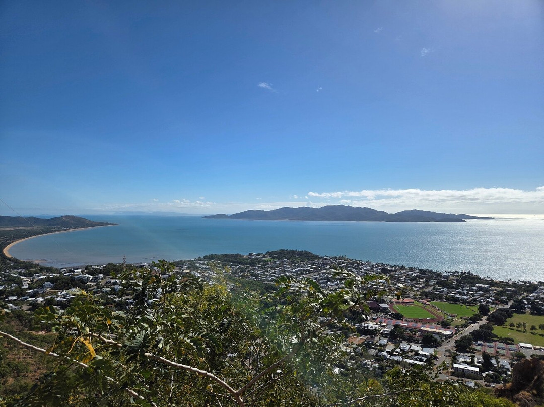Castle Hill Lookout-汤斯维尔必去景点