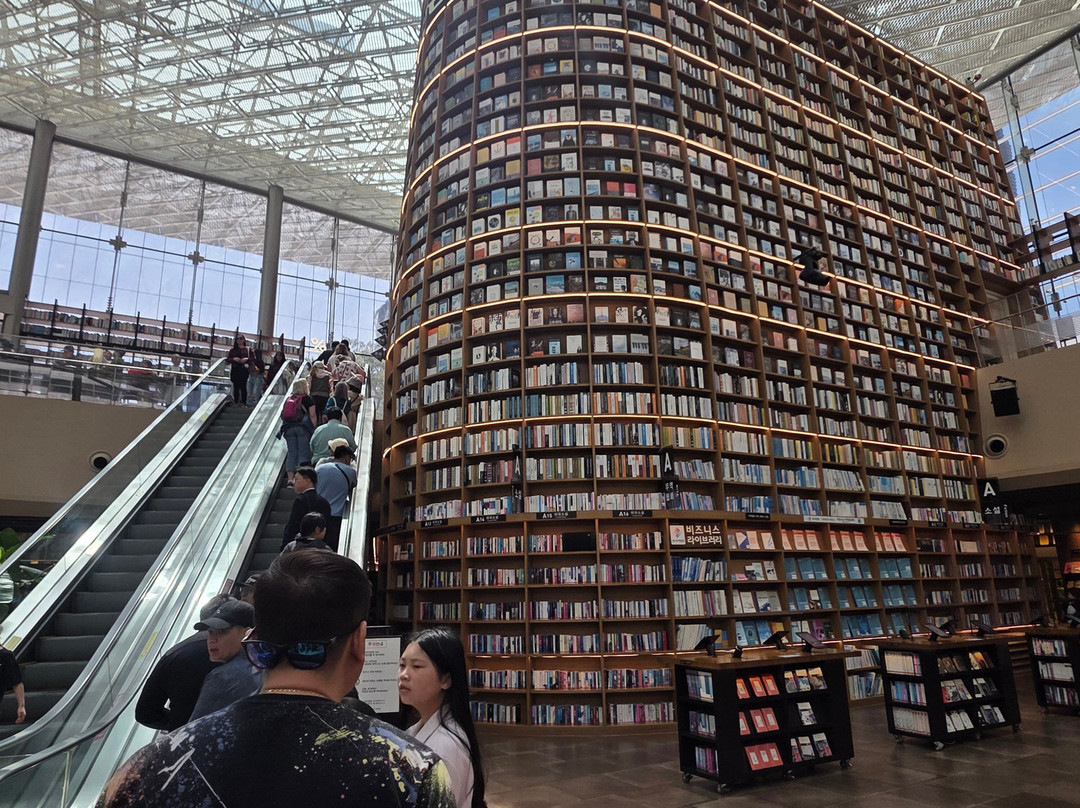 Starfield Library-首尔必去景点