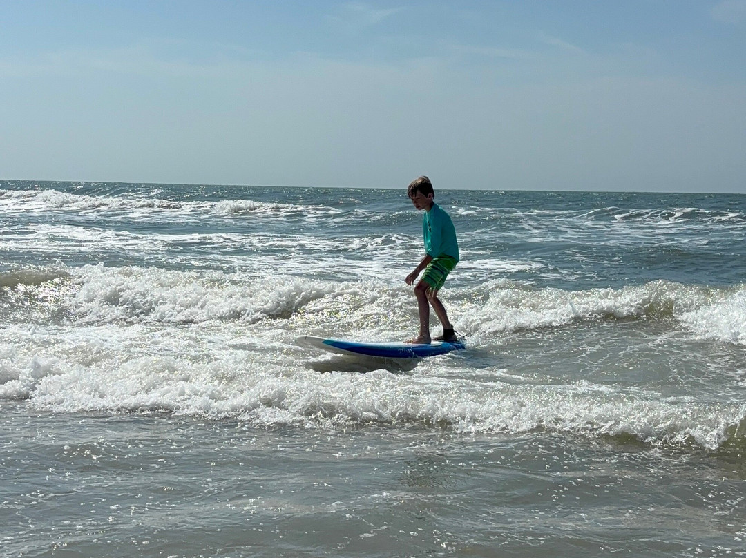 Carolina School of Surf-Ocean Isle Beach必去景点