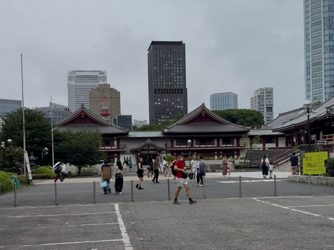 Zojo-ji Temple Daimon-Shibakoen必去景点