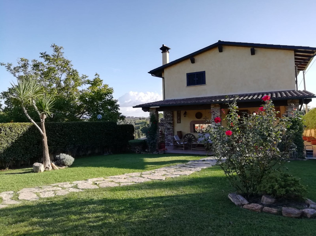 Sant'Angelo Romano酒店住宿-Alloggio per uso turistico Colomba Patrizia - Villa Concipat