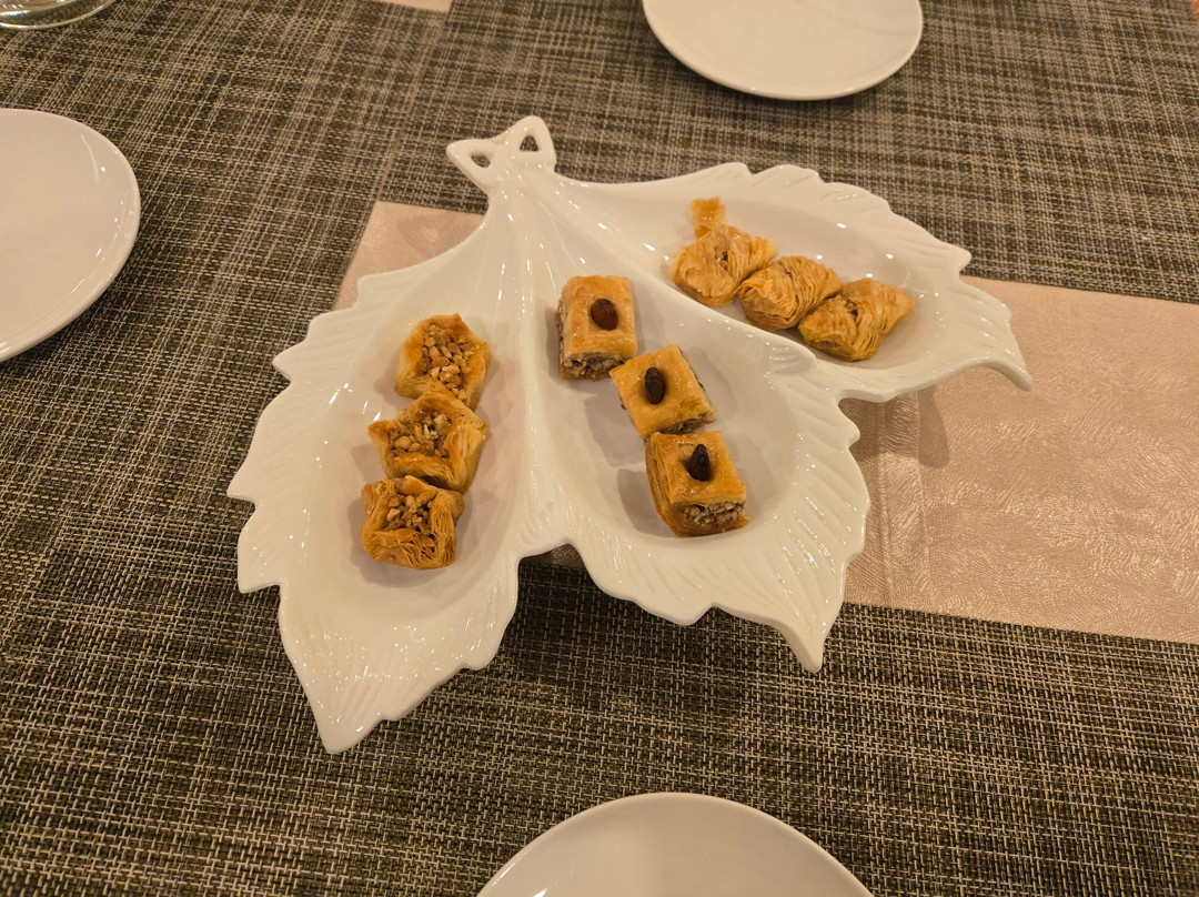 P夸特罗休闲酒店主图