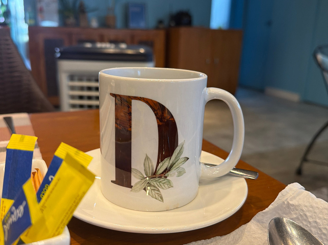 费拉酒店和花园套房主图