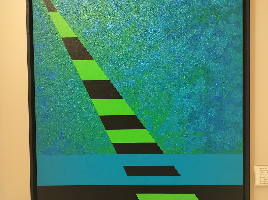 Averoff Gallery of Modern Art-迈措沃必去景点
