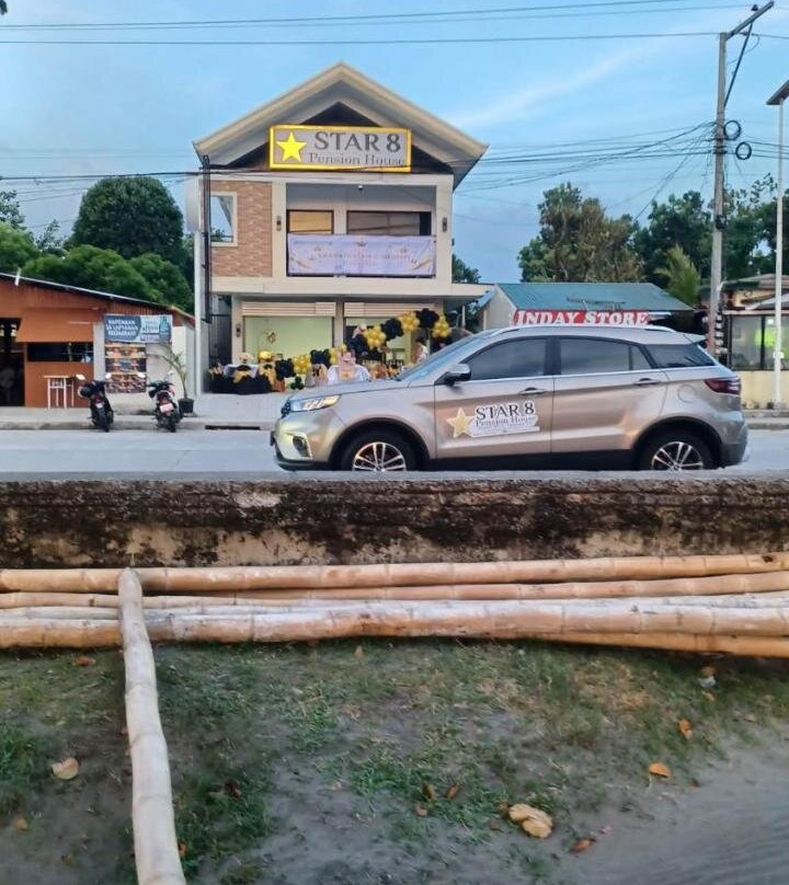 Star 8