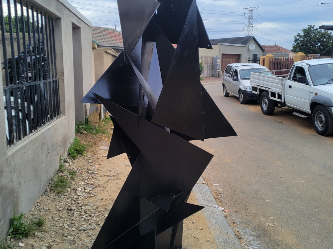 African Sculpture Market-布莱恩斯顿必去景点