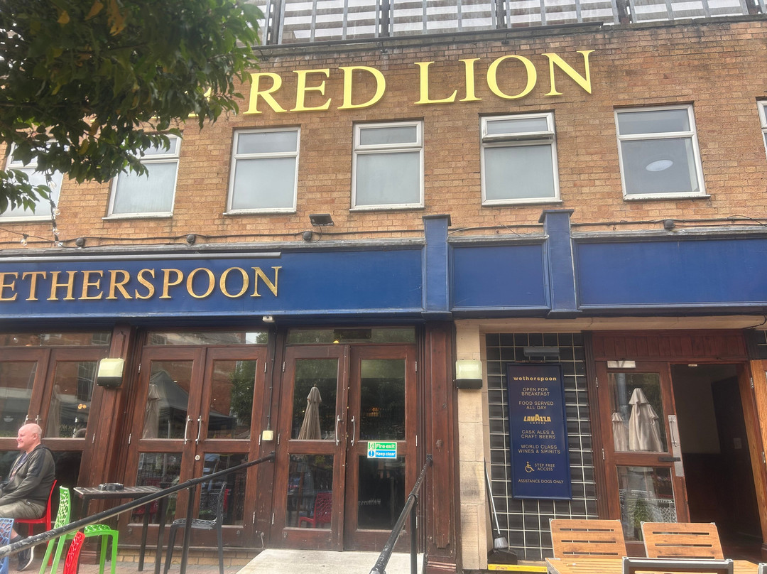 The Red Lion - Jd Wetherspoon