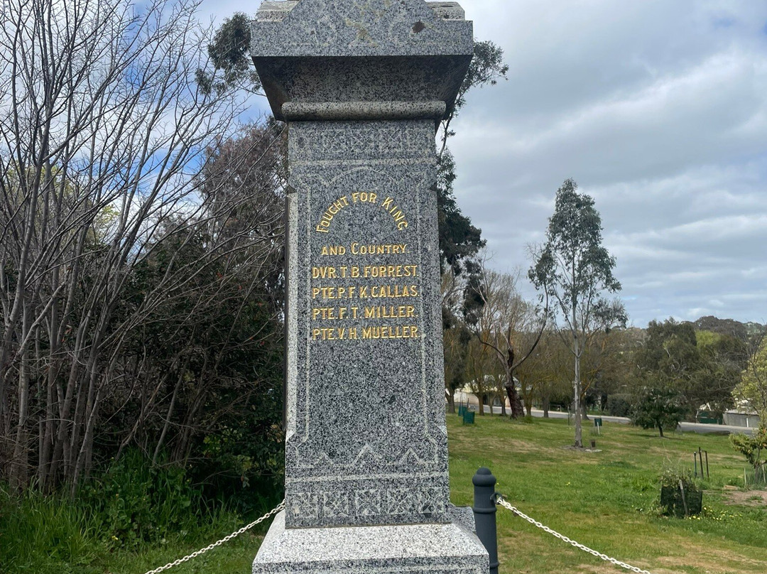 Springton War Memorial-Springton必去景点