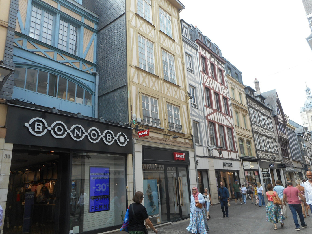 Rue du Gros-Horloge-鲁昂必去景点