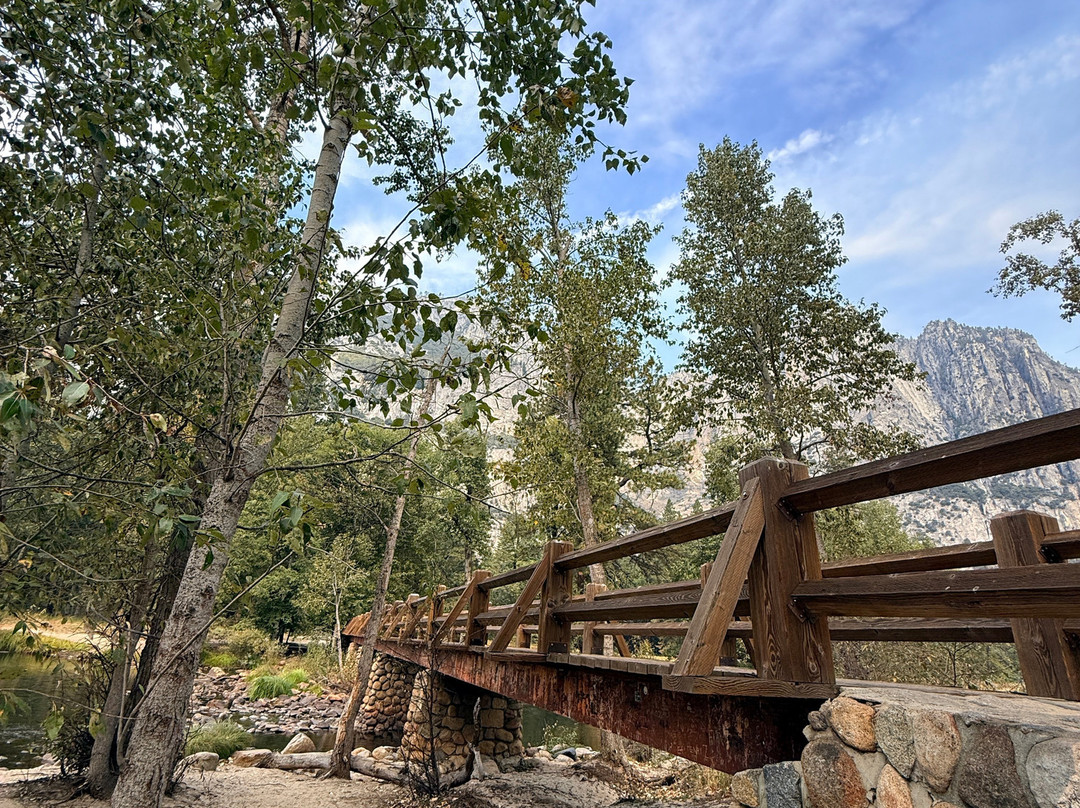 Yosemite Guide Service-格罗夫兰必去景点