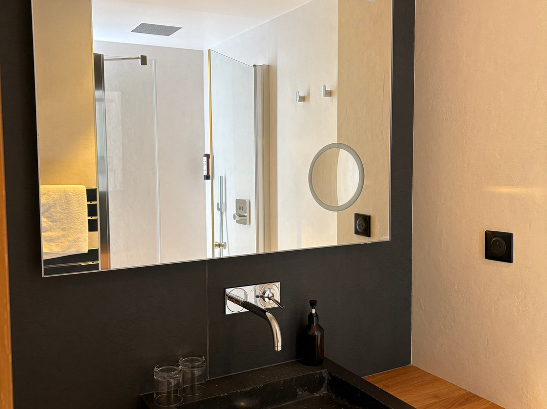 Hôtel Interlaken Lounge Bar & Spa主图