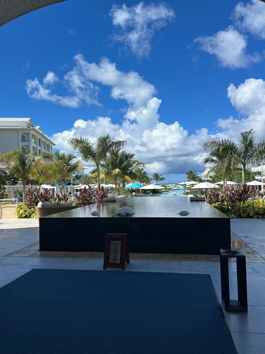 土克斯及开科斯群岛海滩酒店 - 全包式-旅行者