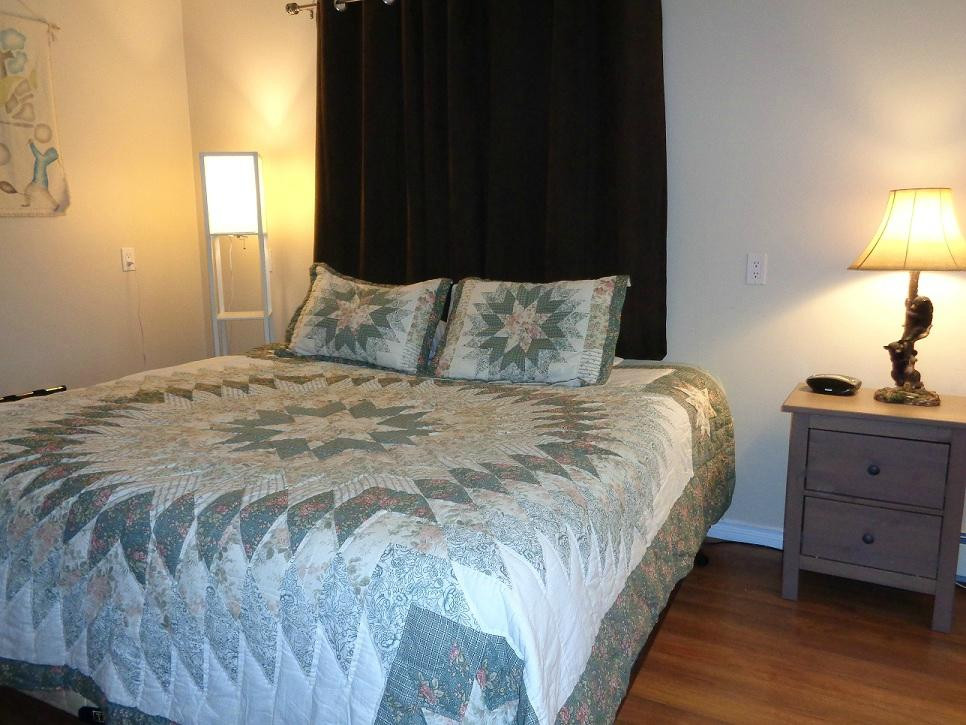 Fort Simpson酒店住宿-Deh Cho Suites