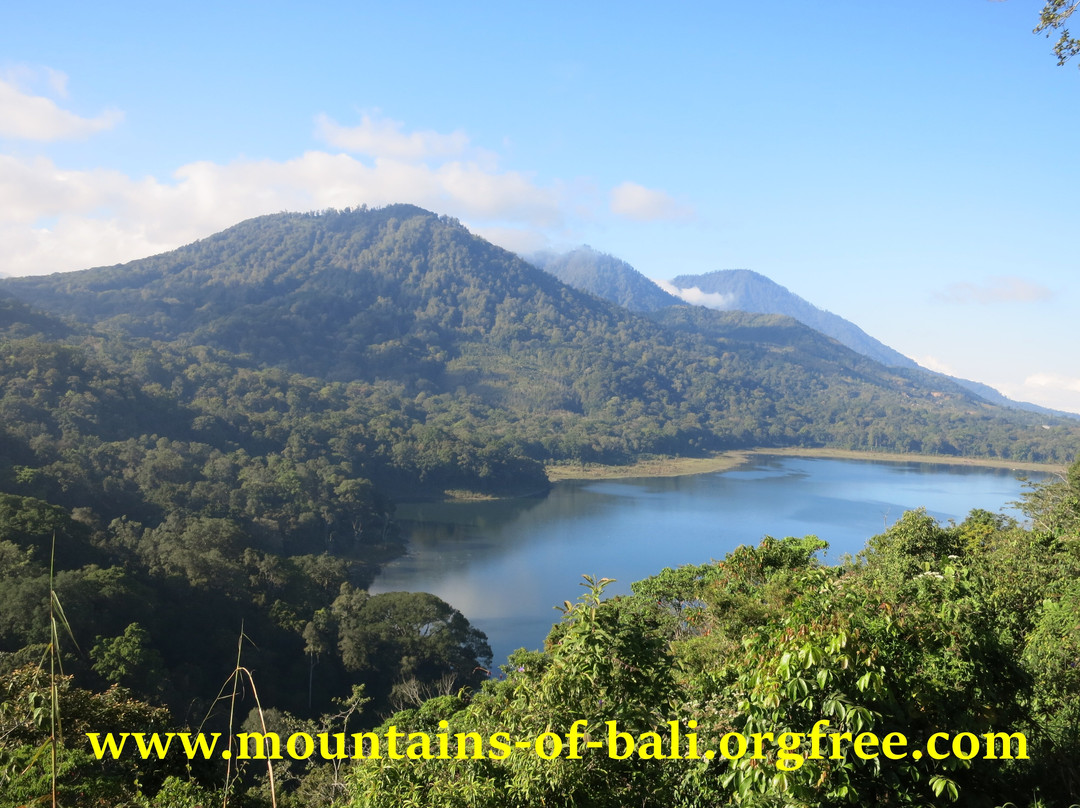 Mount Tapak景点图片