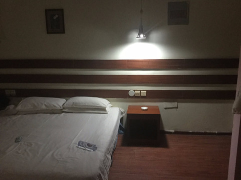 MOMA国际快捷酒店主图