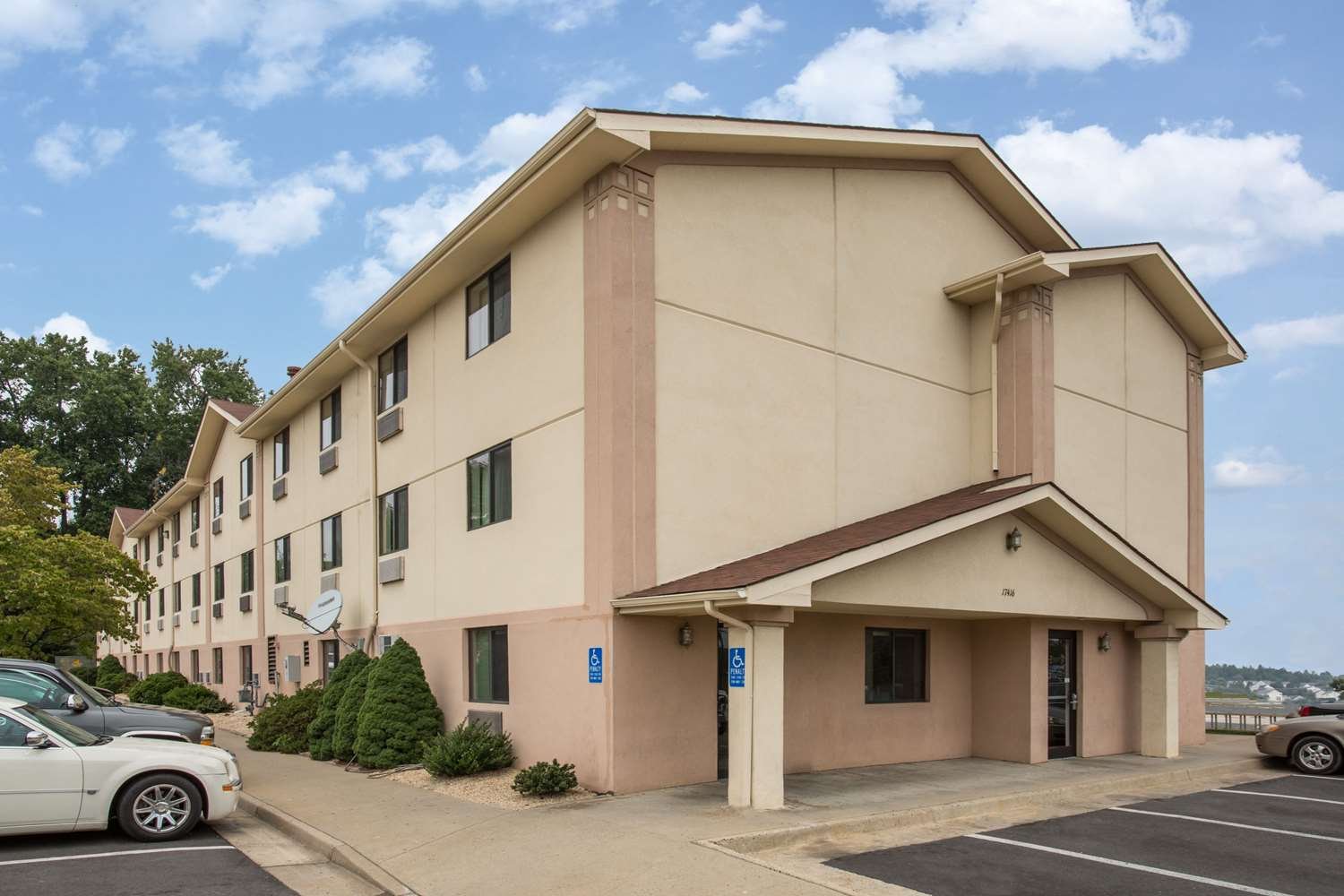 Super 8 by Wyndham Dumfries/Quantico-官方