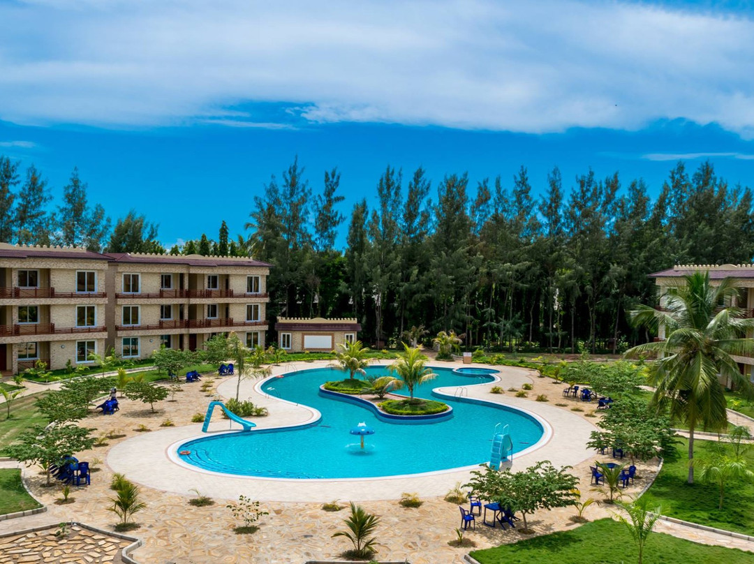 Kutani酒店住宿-Sunrise Beach Resort