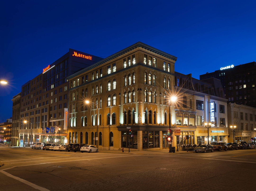 密尔沃基市中心万豪酒店主图