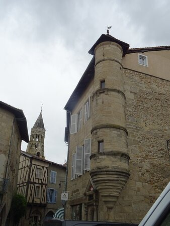 Collegiale de Saint Leonard de noblat景点图片