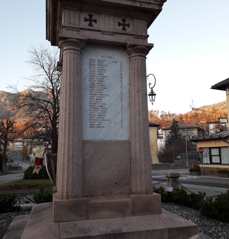 Monumento ai Caduti di Cavalese景点图片
