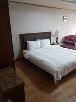 B & Beach Tourist Hotel主图