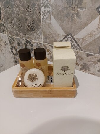 Tobacco Suite-客卧